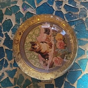 Punch Studio Crystal Cat and Kittens Paperweight